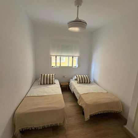 Apartamento 1ª Linea En Playa De Gandia Eksteriør bilde